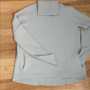 Theory ice blue cashmere sweater